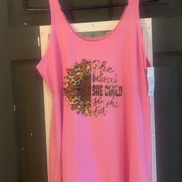 XL ,Sleeveless, Flower with She Believed She Could So She Did!!! - Picture 6 of 6